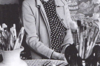А. И. Смоленцева в мастерской. 1984